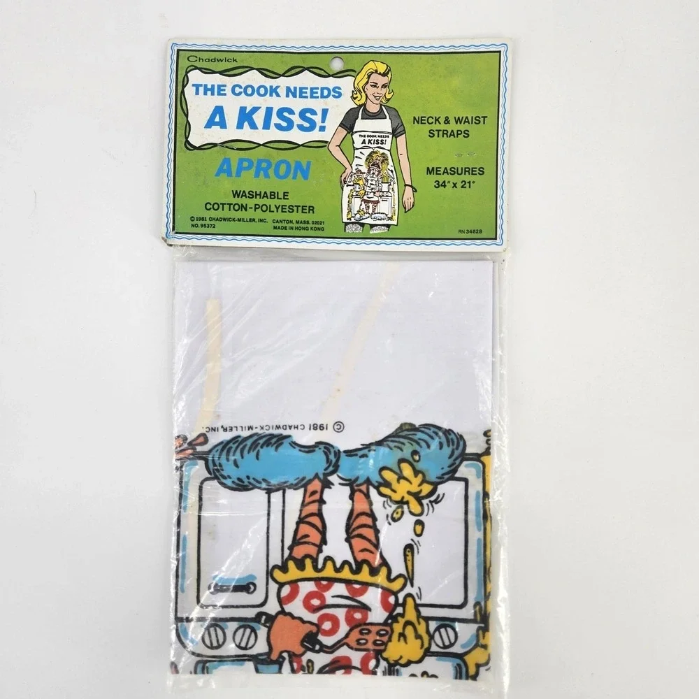 Vintage 1981 Novelty Chef Needs A Kiss Funny Apron NOS‎ Cartoon Gift